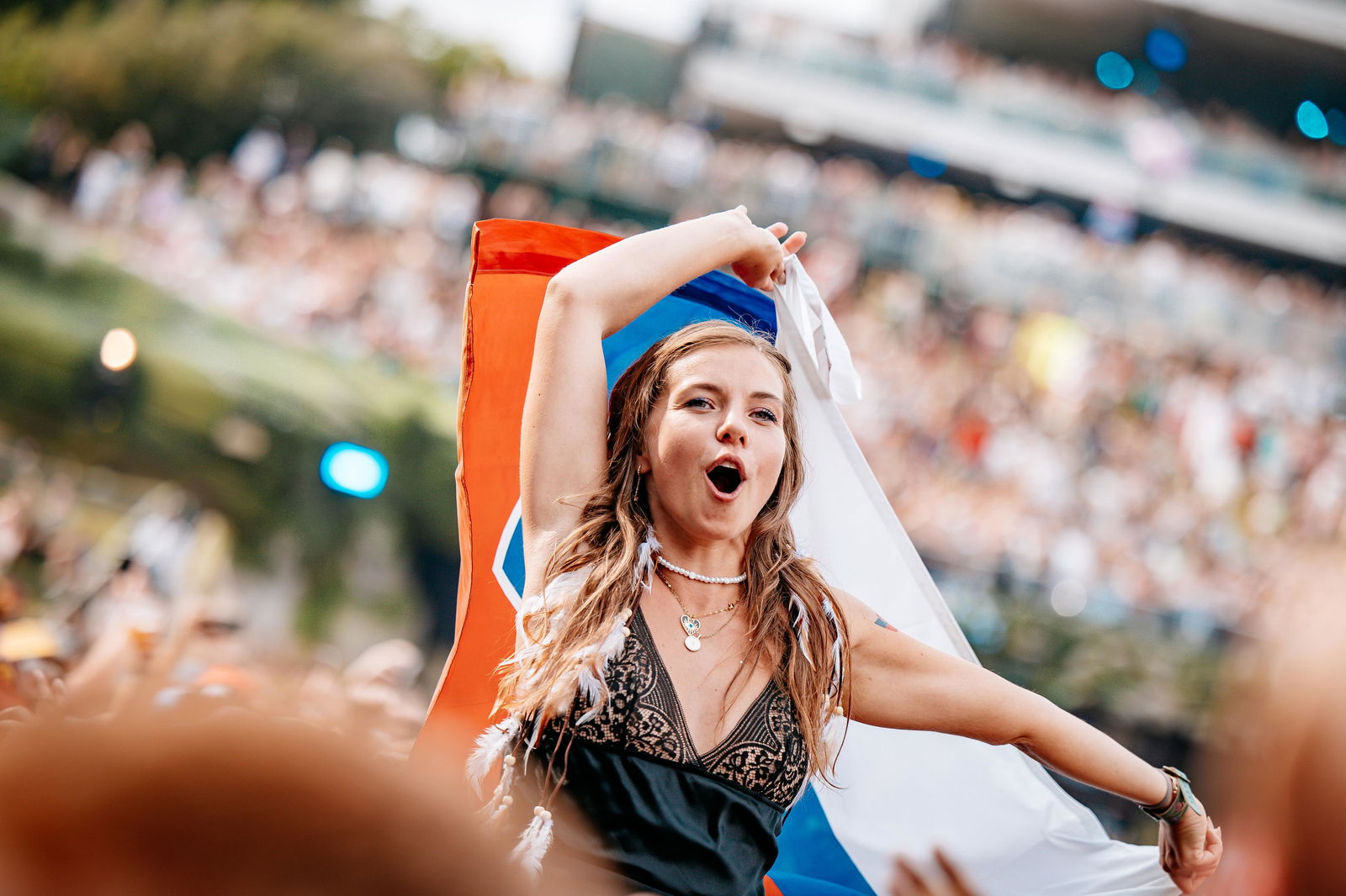 sucked　　　　　　　　　　　　　　　　　TOMORROWLAND maxresdefault.jpg