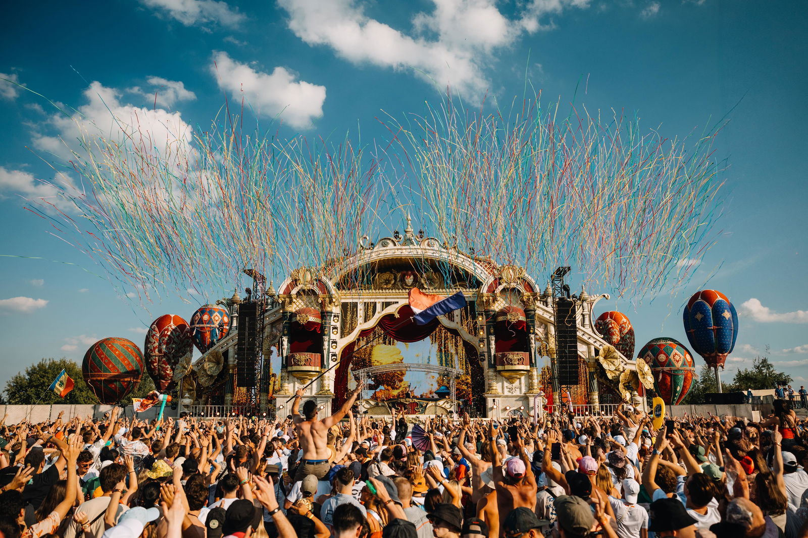 tomorrowland別注 BRIEFING WIDE DAY TRIPPER BRIEFING TOMORROWLAND別注 WIDE DAY TRIPPER