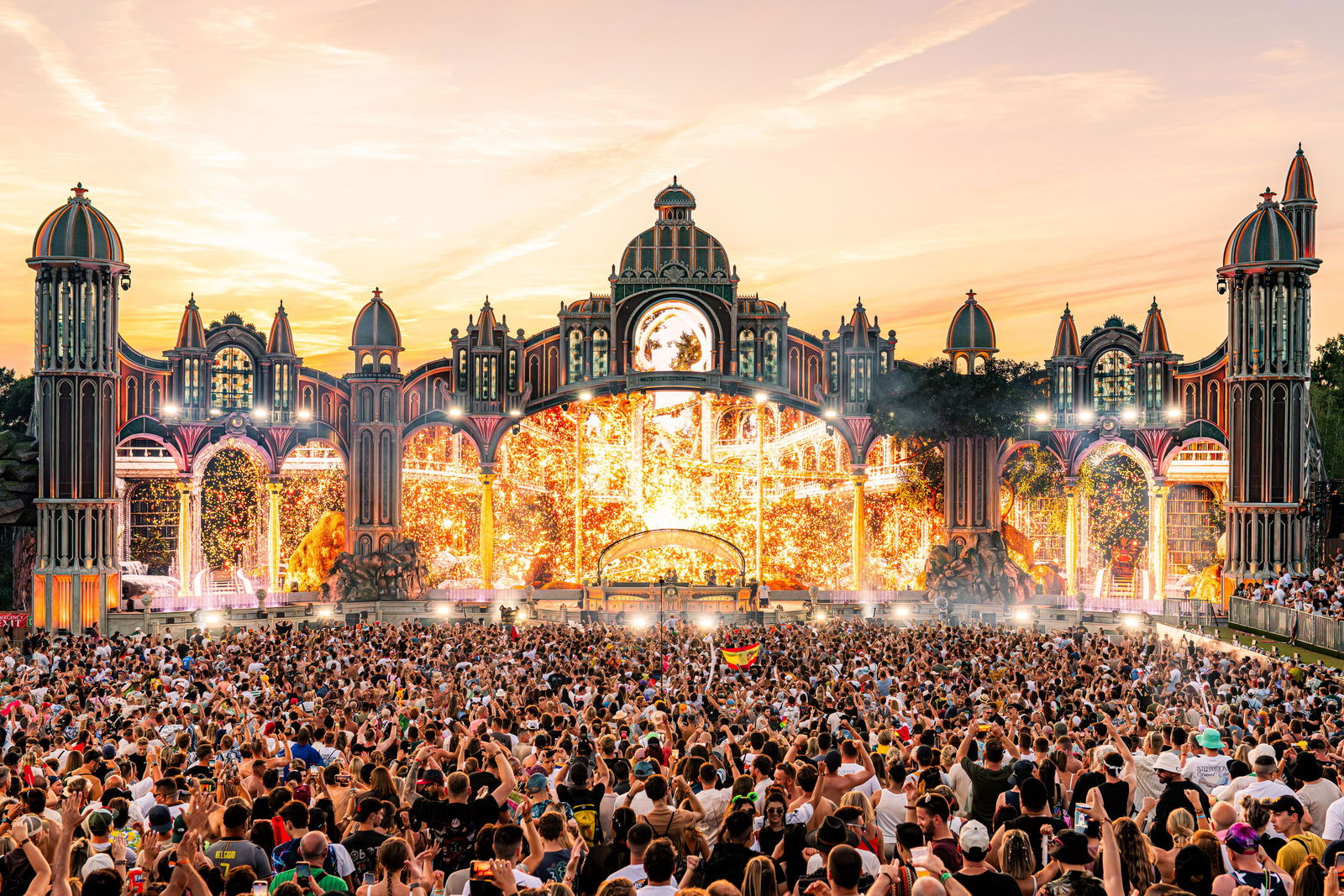 10 Things you need to know about Tomorrowland Thailand